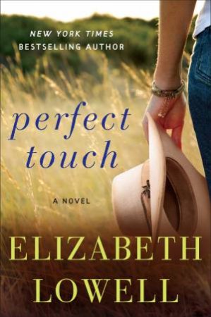 Perfect Touch [Large Print] by Elizabeth Lowell