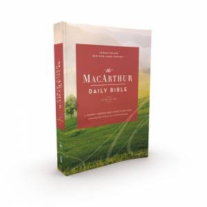 NKJV Macarthur Daily Bible, 2nd Edition: Read Through The Bible In One Year, With Notes From John Macarthur by John F. MacArthur