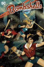 DC Bombshells The Deluxe Edition Book Two