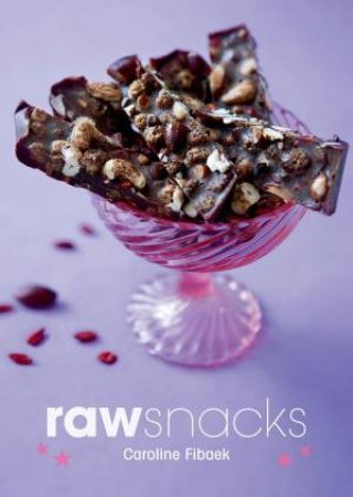 Raw Snacks by CAROLINE FIBAEK